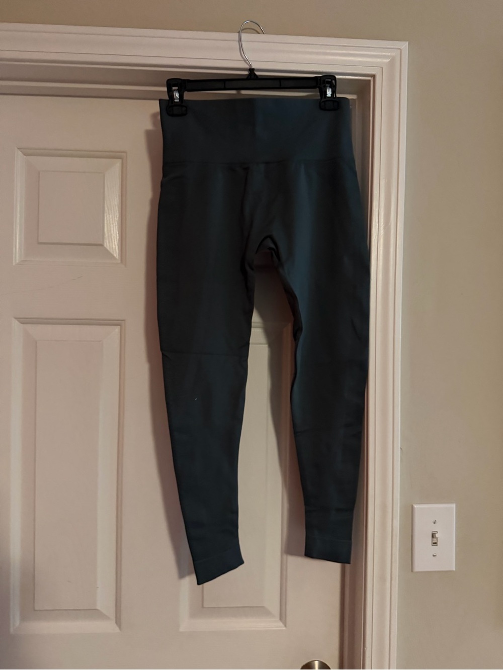 SET Active women’s High-Waist olive green Leggings